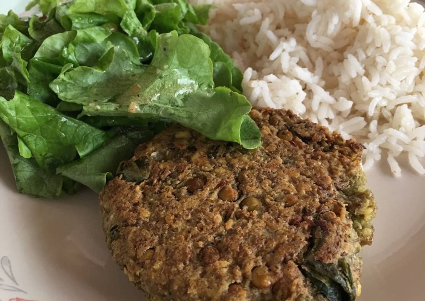 Hamburguesa de lenteja con albahaca