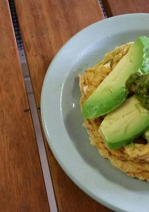 A picture of SCRAMBLED EGGS and PESTO.