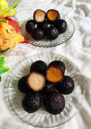 গুঁড়ো দুধের কালোজাম (guro doodher kalojaam recipe in Bengali) রেসিপির প্রধান ছবি