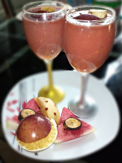 A picture of Mixed fruit juice.