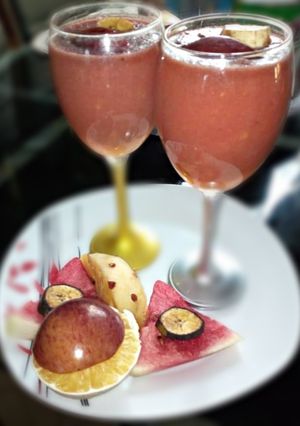 A picture of Mixed fruit juice.
