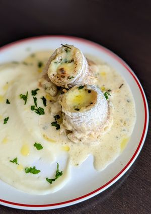 Una foto de Rollitos de Merluza en salsa cremosa 🐟