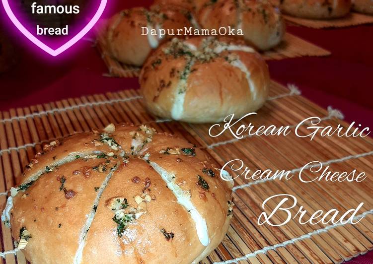 Korean Garlic Cream Cheese Bread 🧀🧄