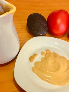 Una foto de Salsa de aguacate y queso light