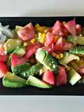 Ensalada de aguacate con aderezo