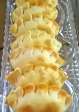Una foto de Empanadas de pollo fáciles al estilo Debbie 😁
