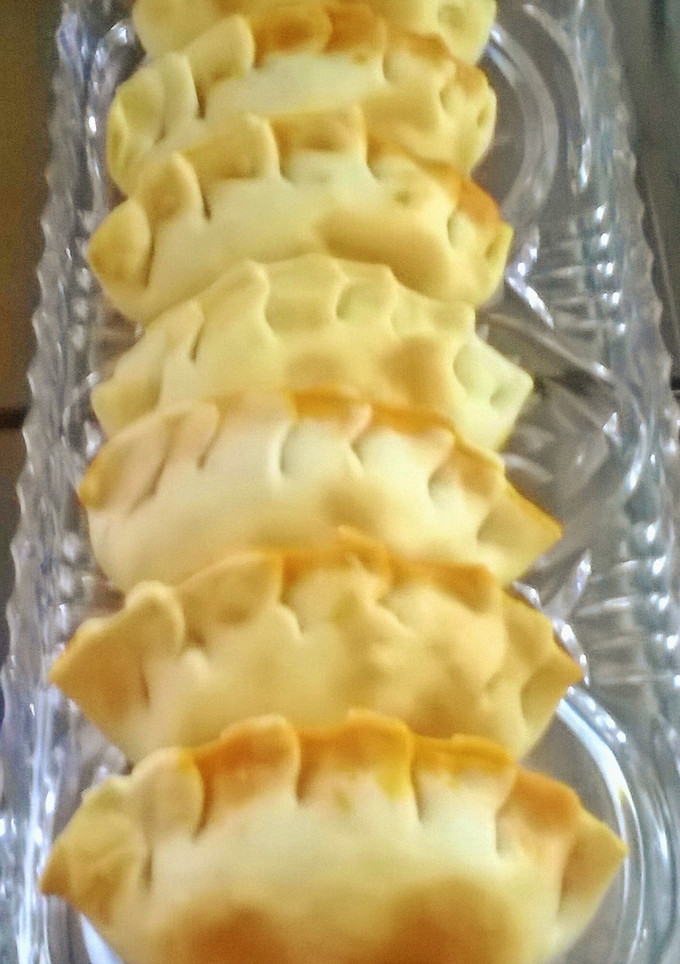 Una foto de Empanadas de pollo fáciles al estilo Debbie 😁