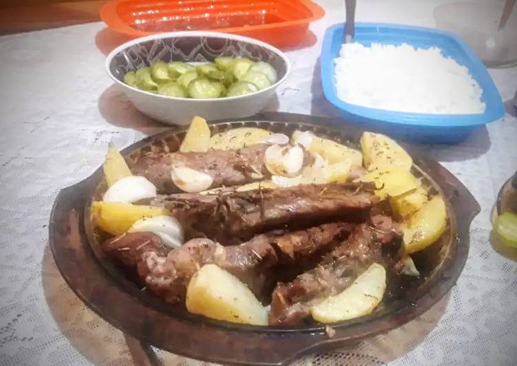 Costela Suína com batatas - Tudogosreceitas