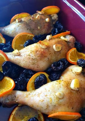 Mézes-narancsos-aszalt szilvás csirkecomb 🍊🍗 recept fotója