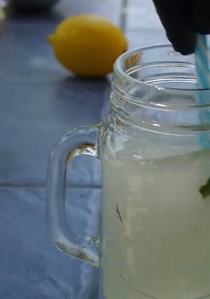 Φωτογραφία της συνταγής Σπιτική λεμονάδα της γιαγιάς 😋