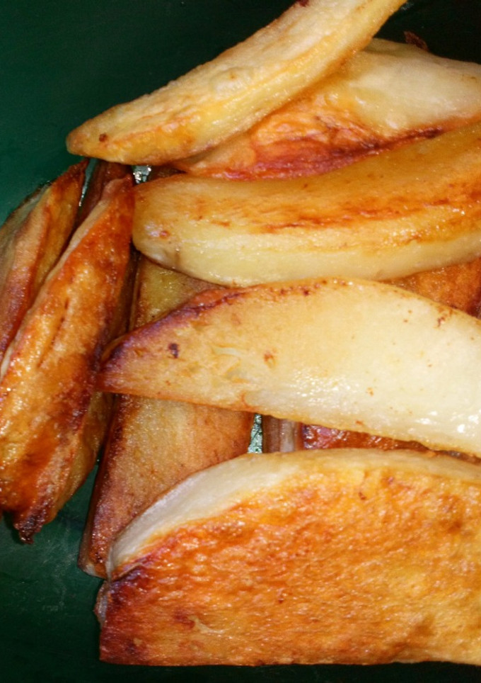 Una foto de Papas rústicas en sartén essen