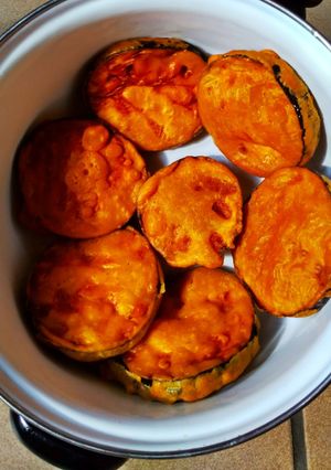 A picture of Brinjal fritters.