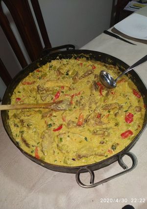 Una foto de Chow Fan salteado de cerdo, ternera y pollo al roquefort al Disco