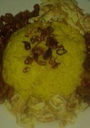 Foto resep Nasi Kuning Ricecooker