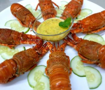 Popular Cuisine Baby Lobster with Butter Garlic Practical Delicious