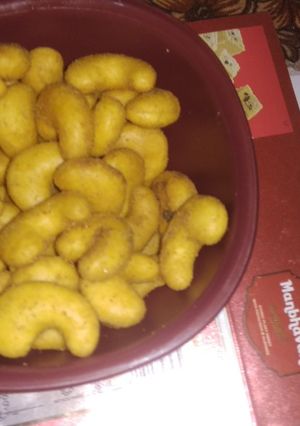 A picture of Cashew nuts.