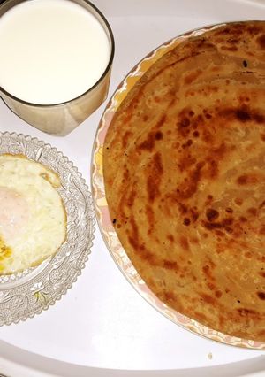 A picture of Anda paratha (healthy breakfast).