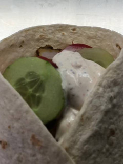 Una foto de Shawarma de pollo