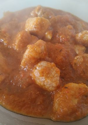 Una foto de Magro en salsa