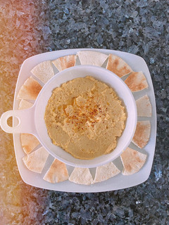 Una foto de Hummus