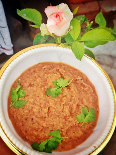 தேங்காய் இல்லாத கோஸ் சட்னி (Kos Chutney Recipe in Tamil) செய்முறை முக்கிய புகைப்படம்