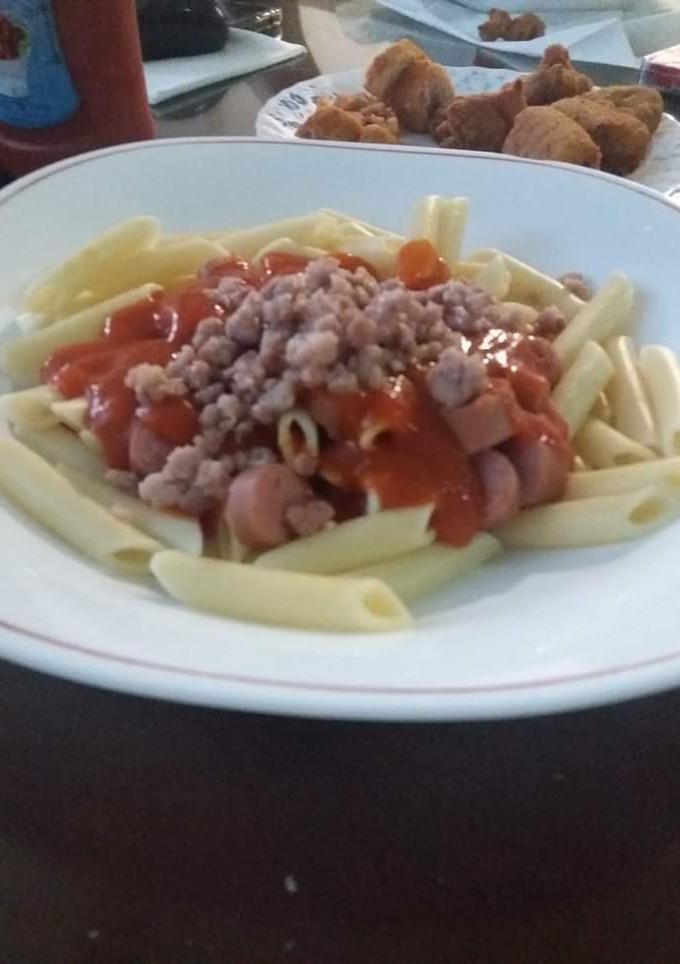 Una foto de Macarrones a la boloñesa a mi manera