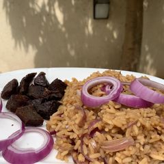 A picture of Onion rice.