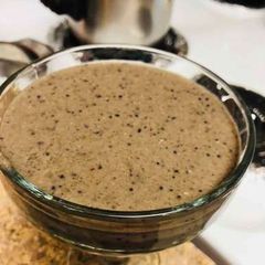 A picture of Triple Berry Chia Smoothie.