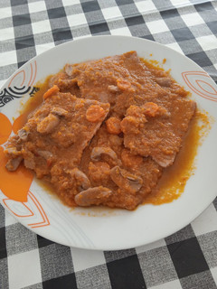 Una foto de Filetes de cerdo en salsa de champiñones