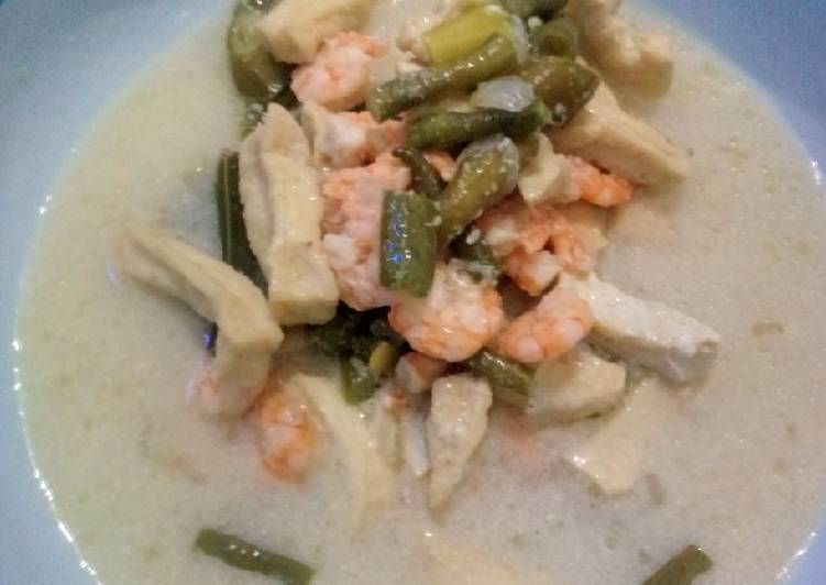 Lodeh kacang panjang,tahu udang