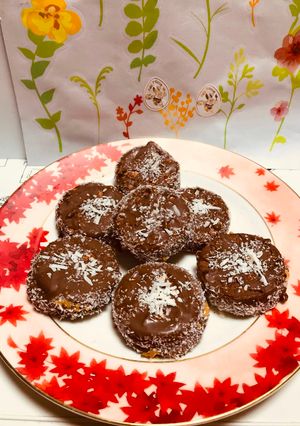 Una foto de Alfajores de chocolate con Galletas María Relleno con dulce de leche!
