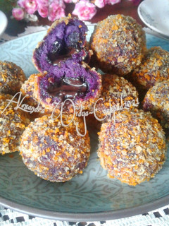 Foto resep Bola-bola Ubi Ungu isi Coklat Lumer