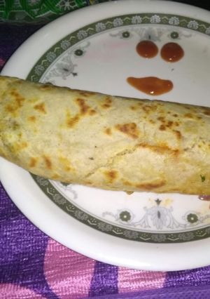 A picture of Veg Paneer Roll Spicy.