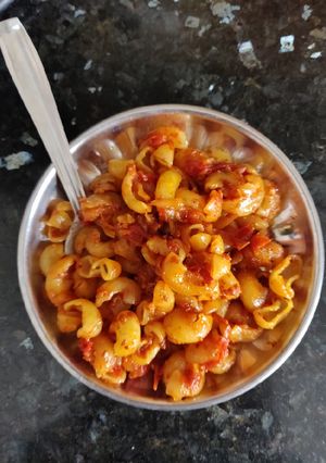 A picture of Macaroni.