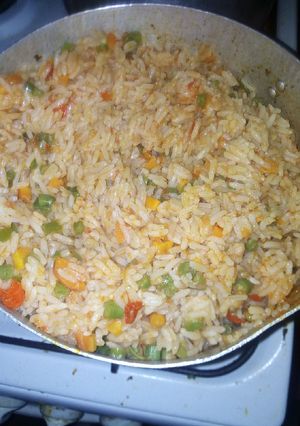 A picture of Jollof rice.