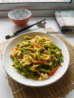 金針花炒蛋 的食譜成品照片