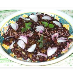 Mazaidar Kalay Chanay A picture of Mazaidar Kalay Chanay.