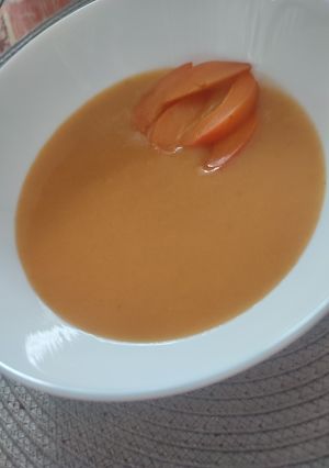 Barackos krémleves recept fotója