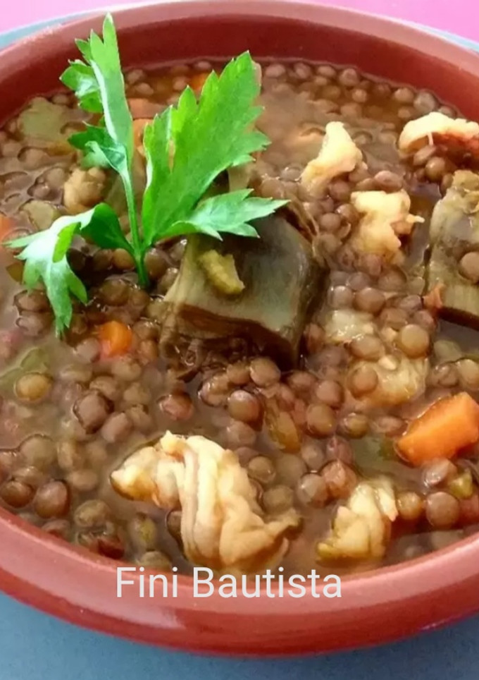 Una foto de Lentejas con langostinos