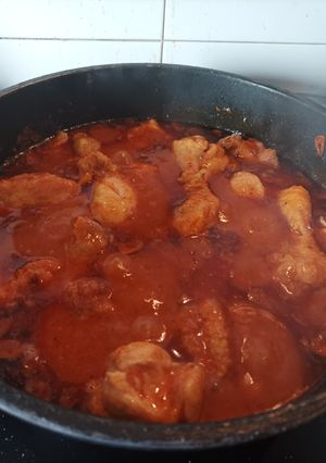 Una foto de Pollo ajilimojili Luis Roda