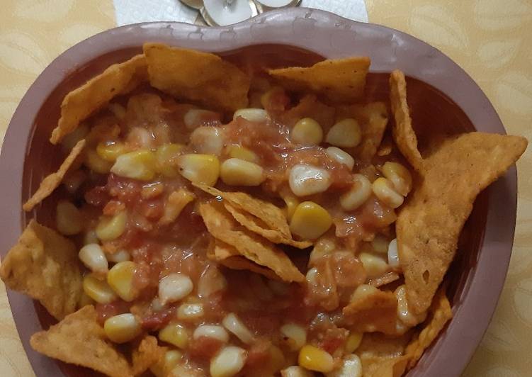 Simple Way to Prepare Homemade Nachos Corn Chat