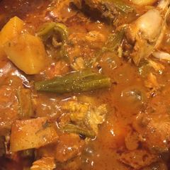 A picture of Emirati Chicken okra salona.