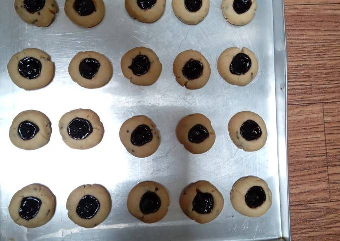 Cara bikin Thumbprint cookies (takaran sendok) Cara bikin Thumbprint cookies (takaran sendok)