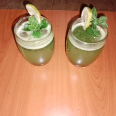 A picture of Minty lemonade 🌱🍋🌹.