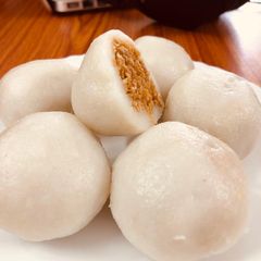 A picture of Monda pitha Traditonal Odiya Sweet.