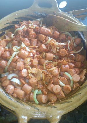 Una foto de Salchicha con longaniza y tocino a la Mario, s
