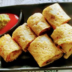 A picture of Adairolls with gun powder.