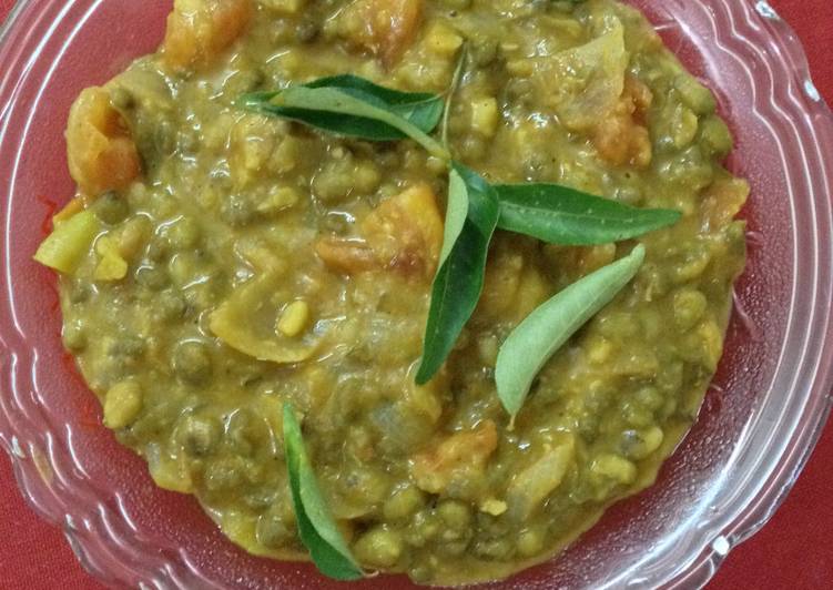 Healthy Recipe of Green gram tomato curry