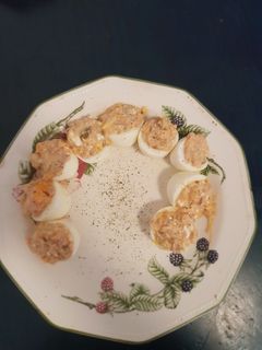 Una foto de Huevos rellenos