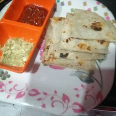 Aalloo kulcha A picture of Aalloo kulcha.